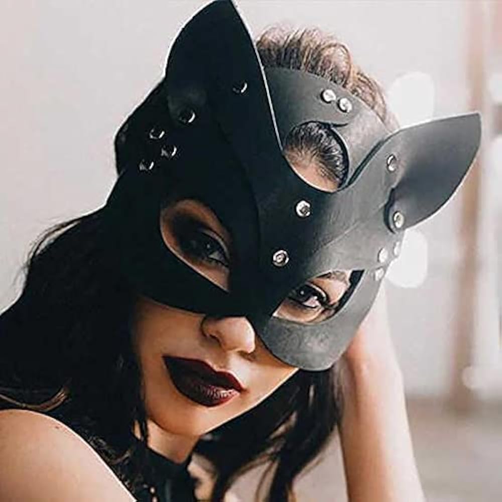 نقاب بالماسه کاستوم فانتزی شورت سوتین فانتزی گارتر هارنس