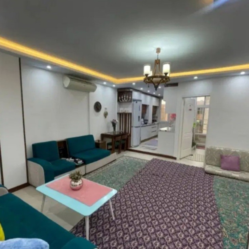 ۷۳متری،کم واحدی، مشاعات بینظیر، پارکینگ سندی.